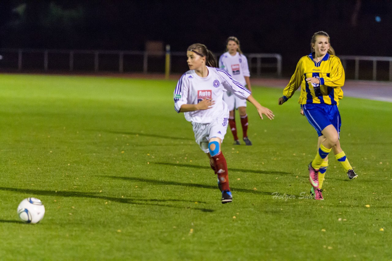 Bild 208 - B-Juniorinnen SV Henstedt-Ulzburg - Holstein Kiel : Ergebnis: 0:12